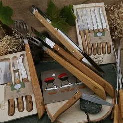 Fabrique de Styles Coffret de 6 couteux à steak avec manche en chêne de laguiole* Couverts