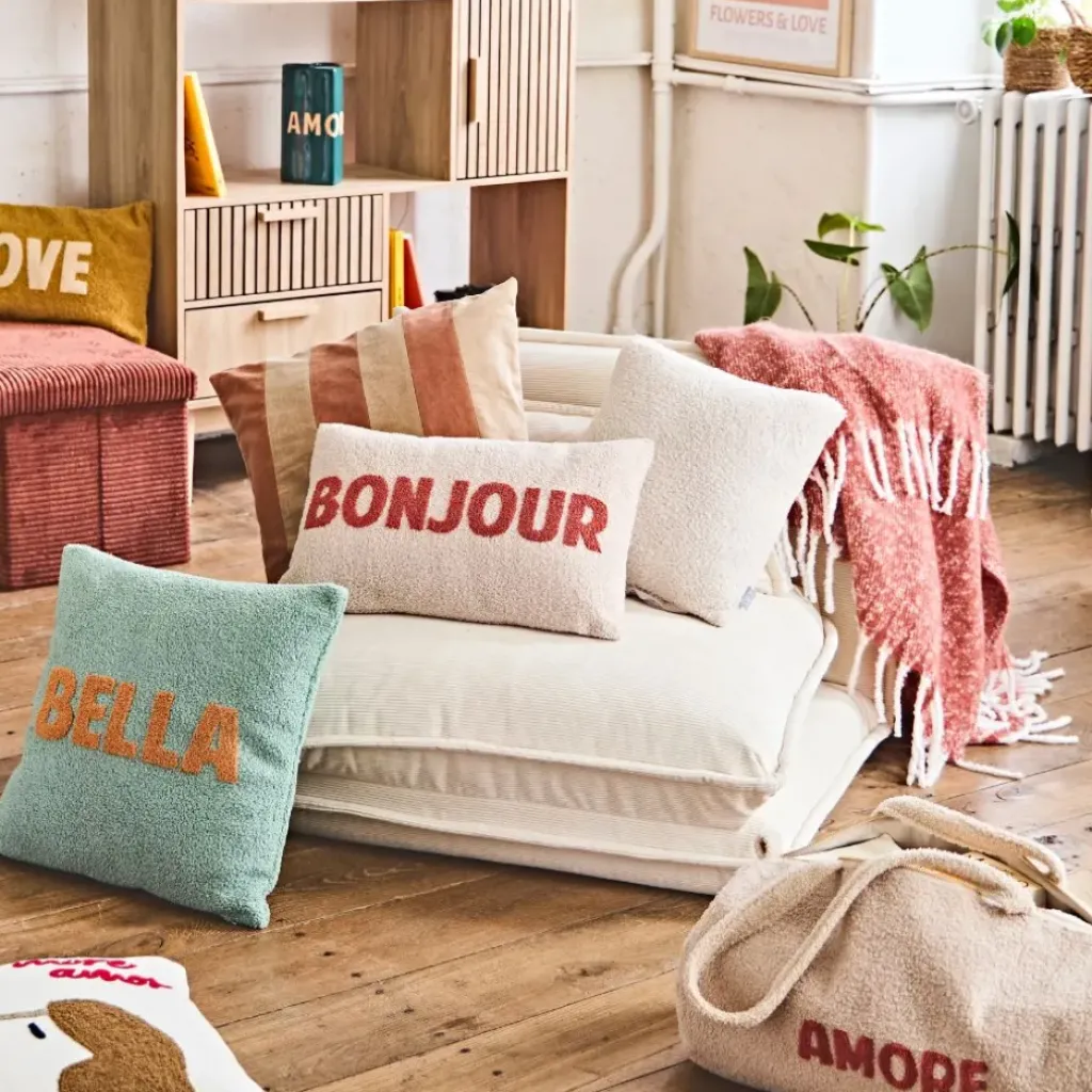 Fabrique de Styles Housse de coussin bouclette "Bella" et camel 45x45cm - Funky* Coussins Et Housses