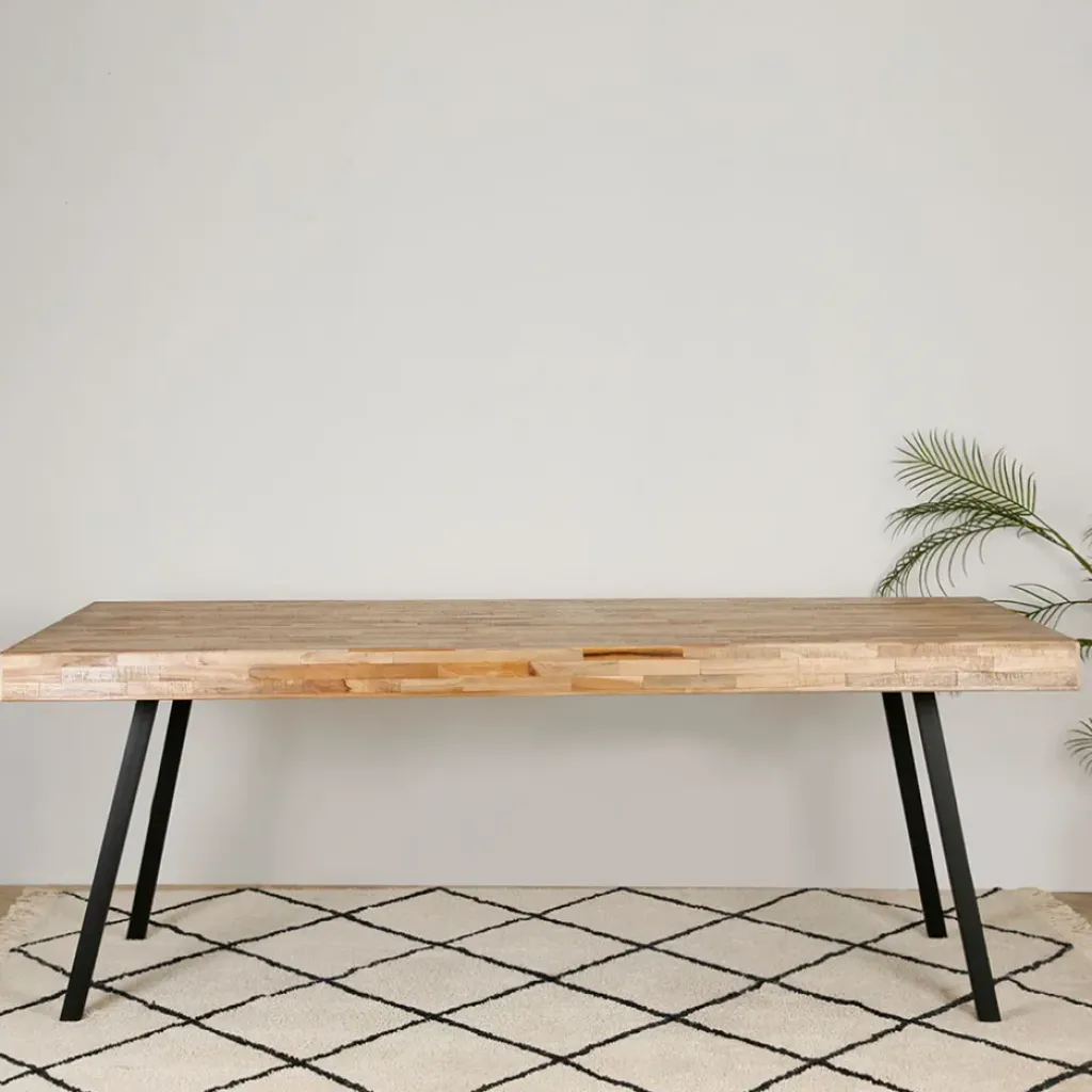 Fabrique de Styles Table à manger en teck massif et pieds métal 200x90cm - Suri* Table De Salle À Manger