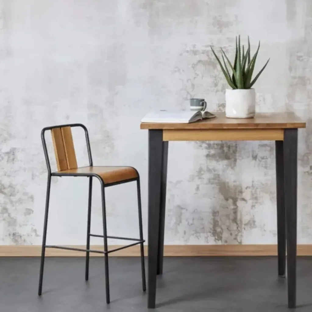 Fabrique de Styles Table de bar carrée en chêne massif et pieds acier 90x90 cm - Manny* Tables Hautes