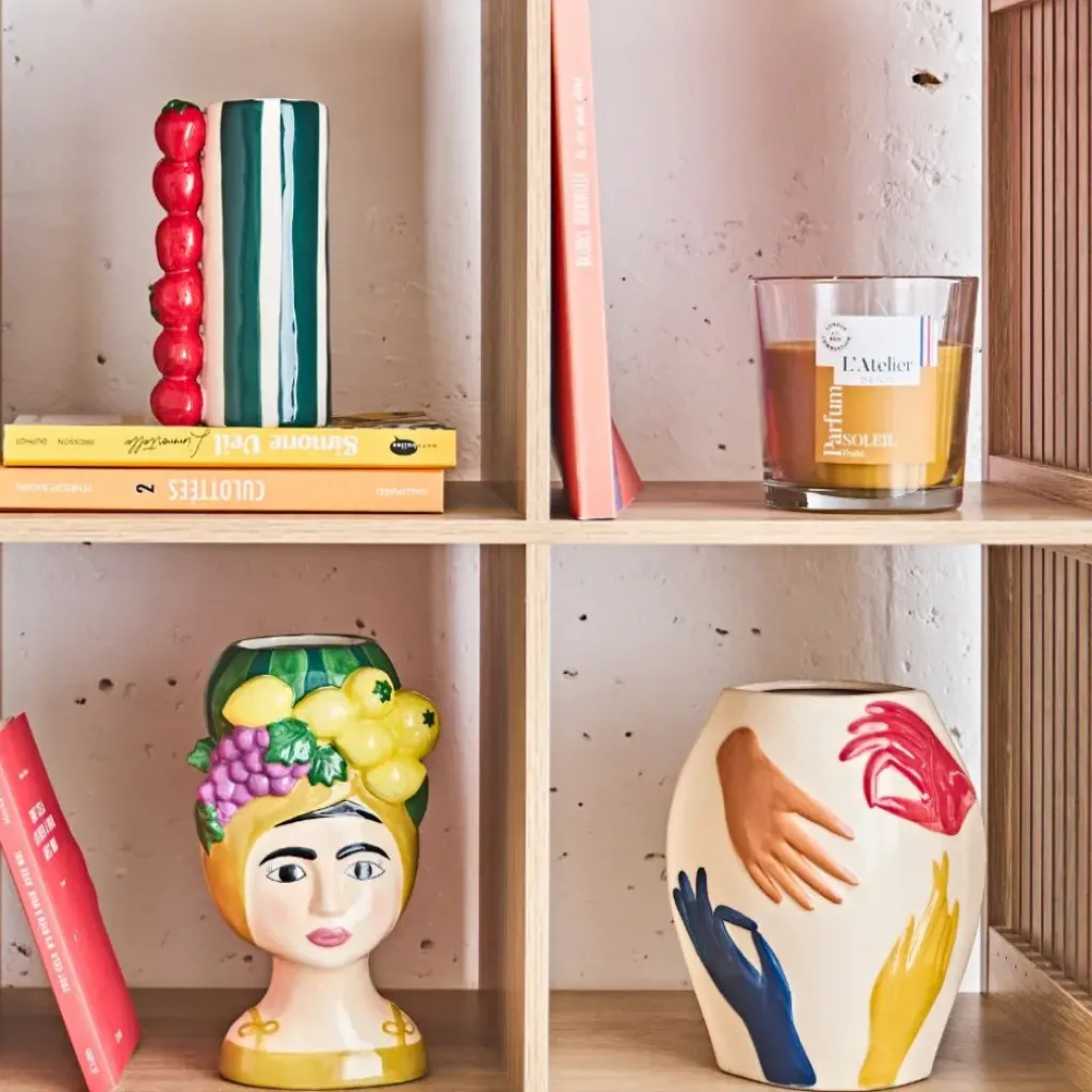 Fabrique de Styles Vase femme citron en dolomite h24.5cm - Mocoa* Vases Et Soliflores